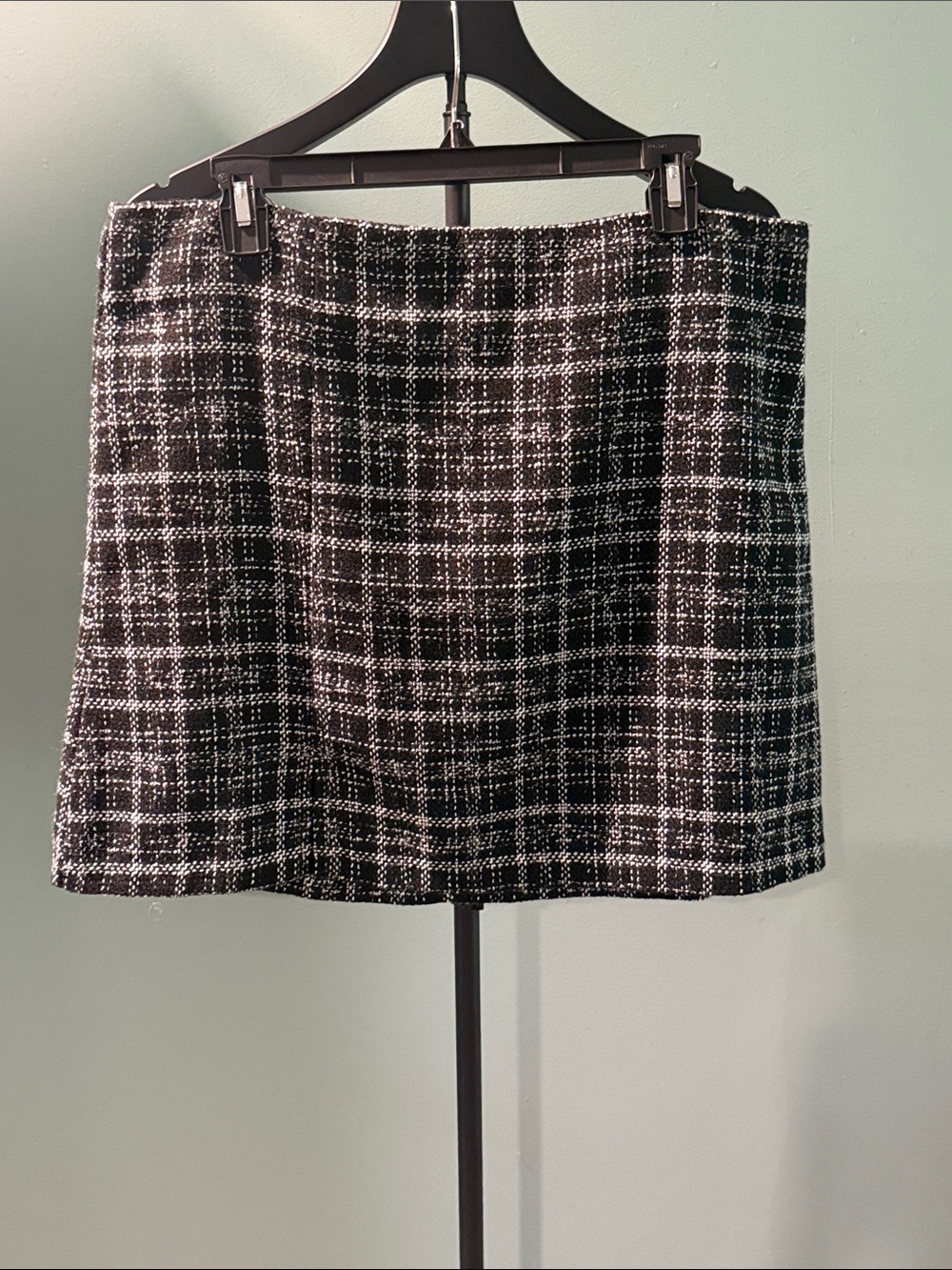 Time and Tru Black and White Tweed Mini Skirt
